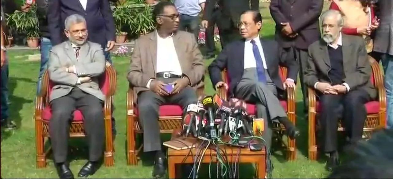Four SC judges come out against CJI, says protect SC to preserve democracy