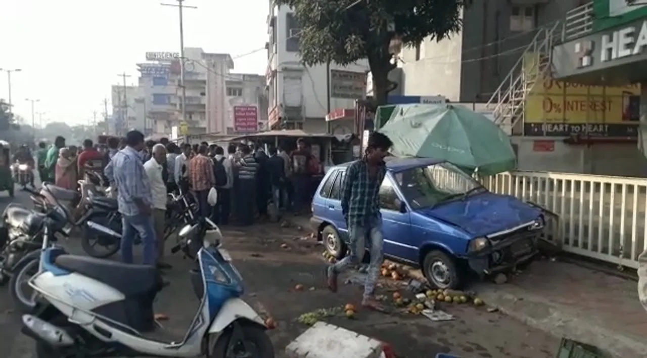 Three injured as rashly driven car hits them