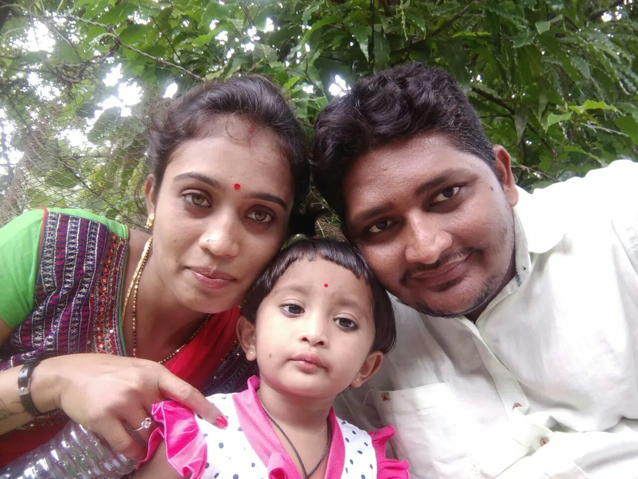 Wife of Talati commits suicide in Vadodara