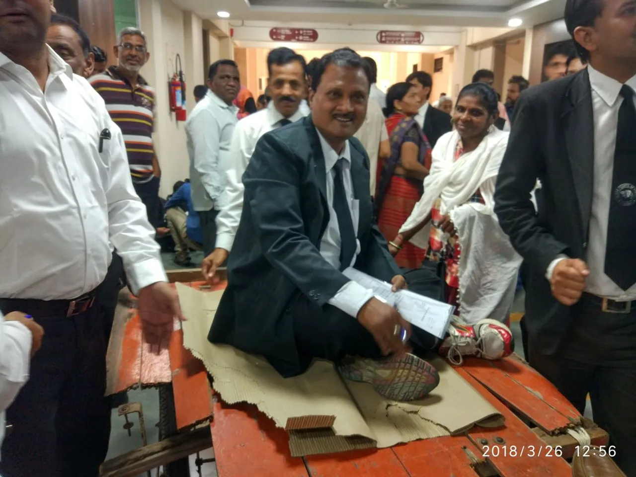 Lawyers back to work in Vadodara
