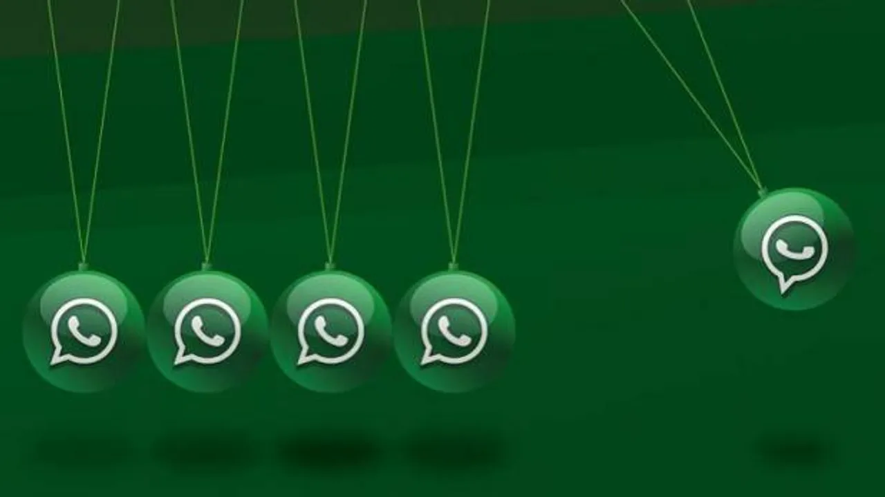 Whatsapp gets time clock - location stickers for photos and videos