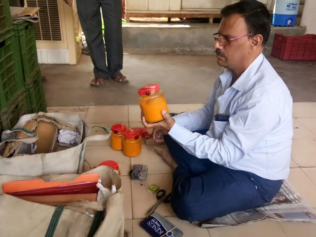 Health department teams check in mango juice centres in Vadodara