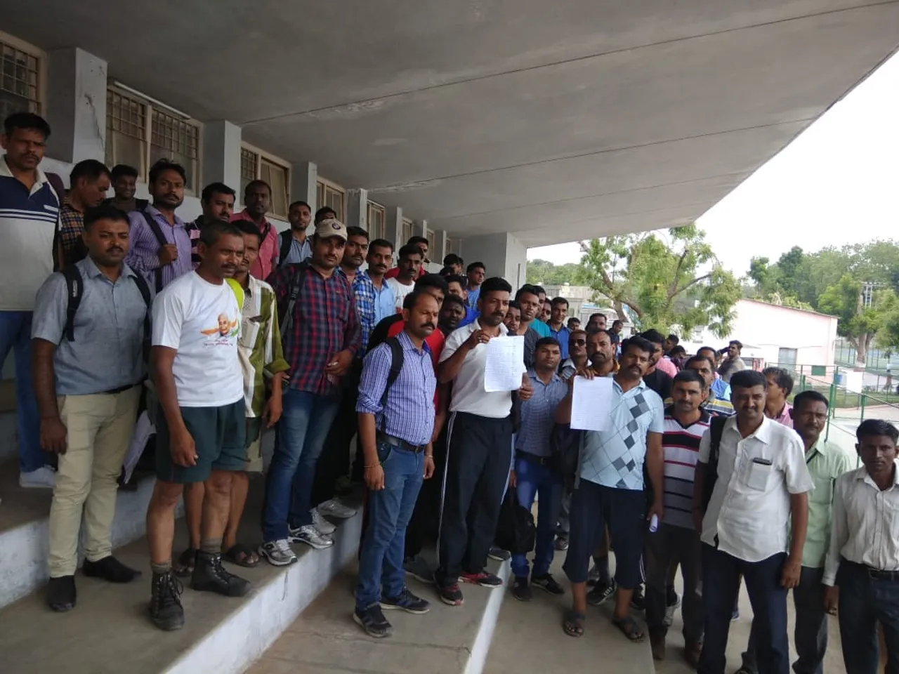 Protest in the MGVCL selection process in Vadodara