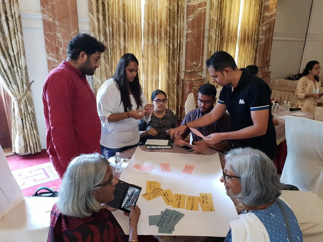 ICOMOS expert talk on Heritage at Risk in Vadodara