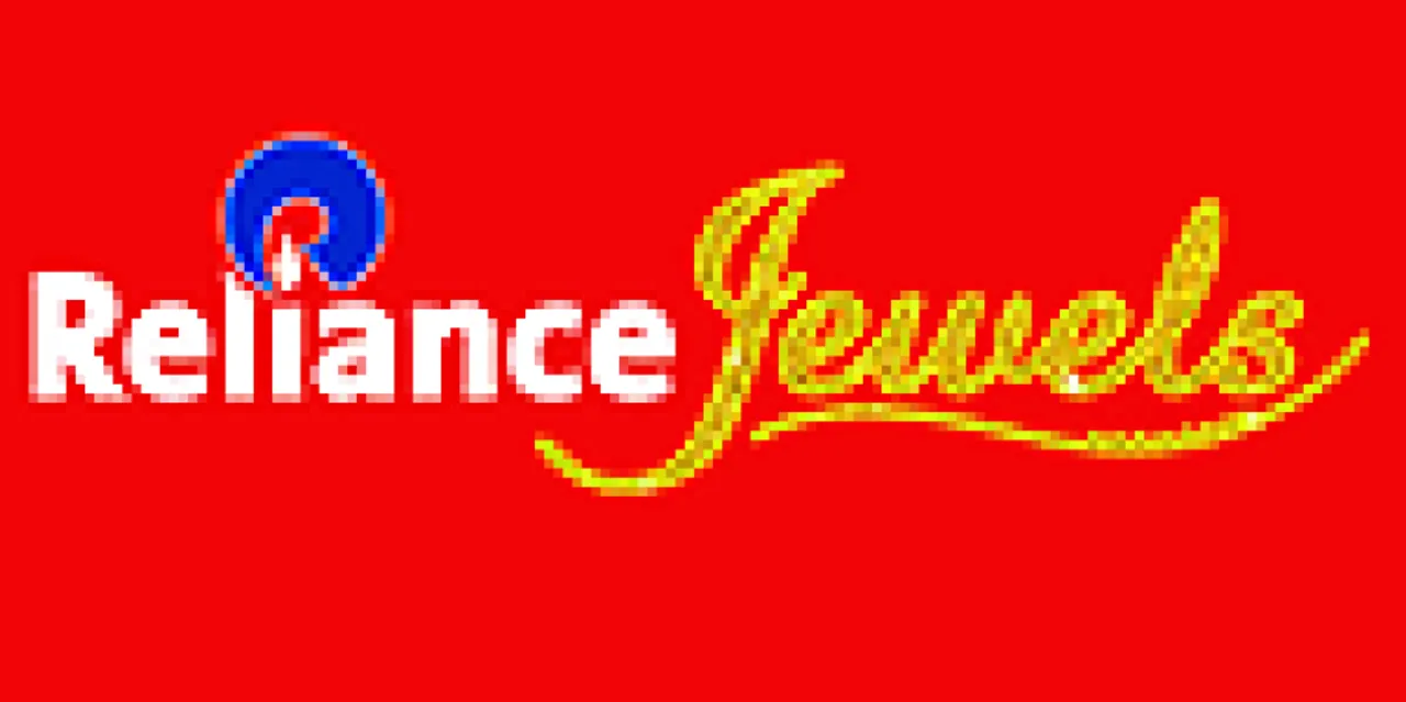 Reliance Jewels launches Aabhar collection on its 11th Anniversary