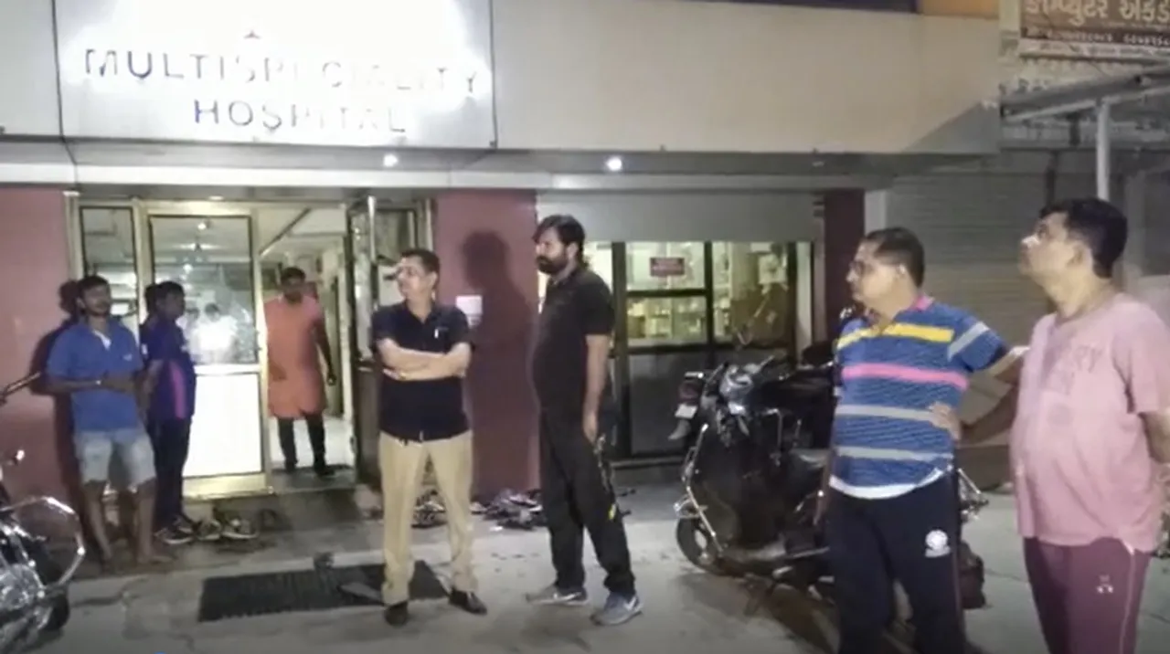 Seven youths electrocuted after came in contact with DJ lighting stand