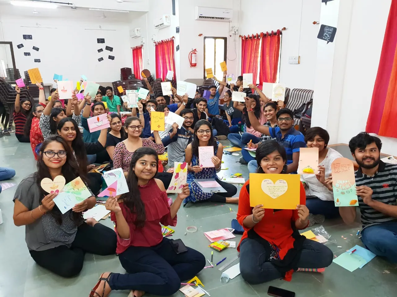 Students of FJC greet the heros this diwali with Aabhar campaign