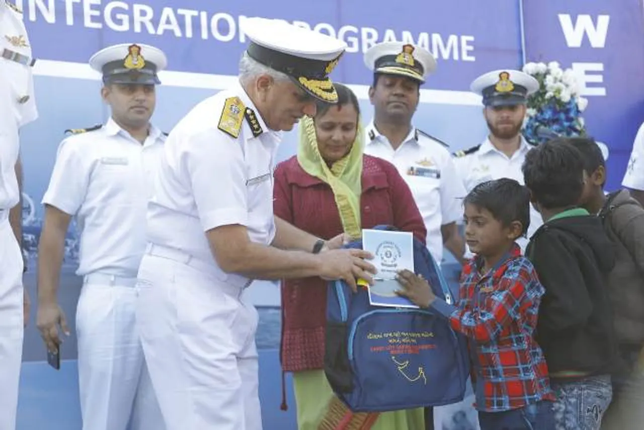 Visit of Director General Indian Coast Guard to Forward CG Bases