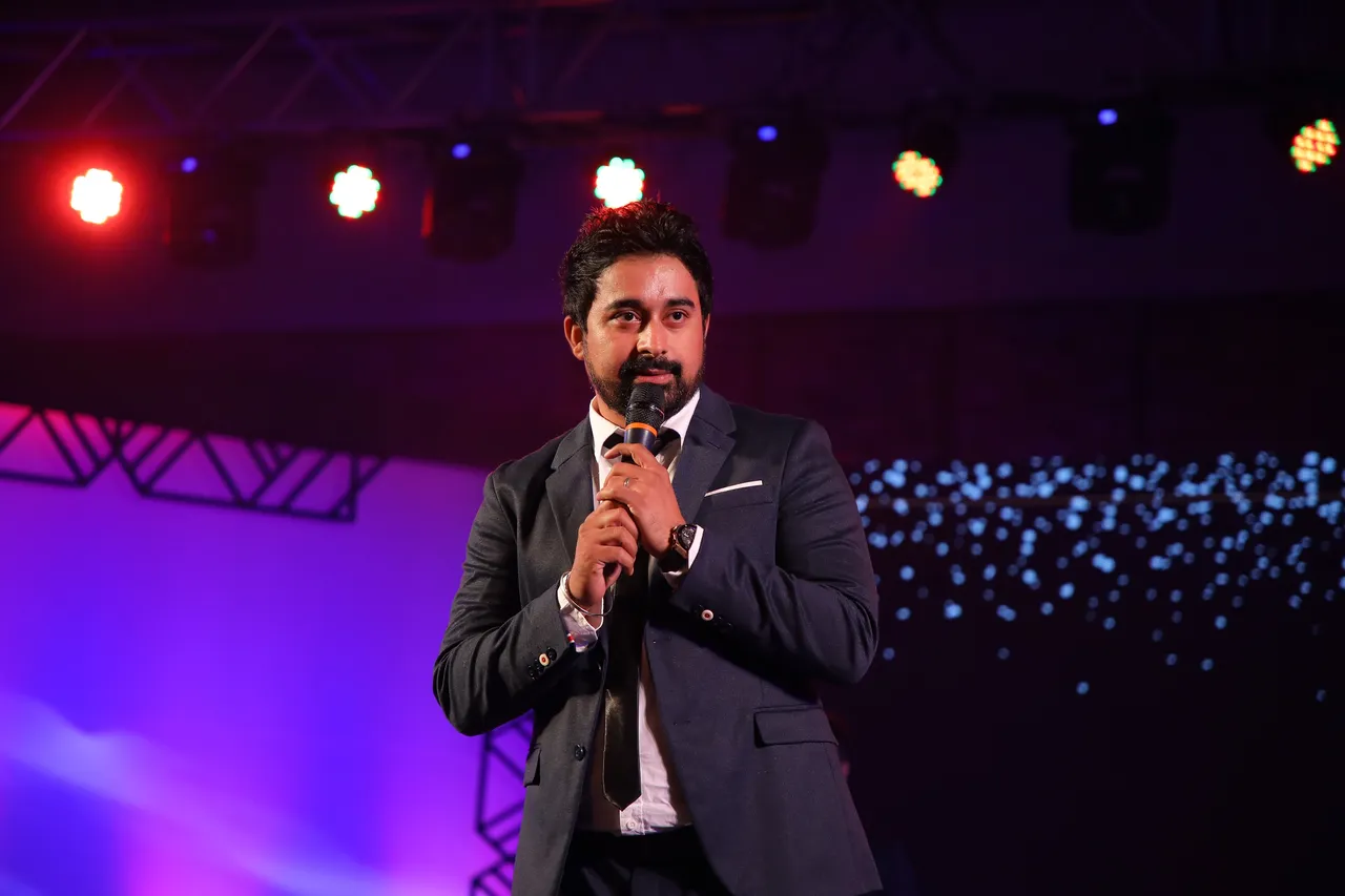 Rannvijay Singh would like to play a friendly game of poker with Aamir Khan