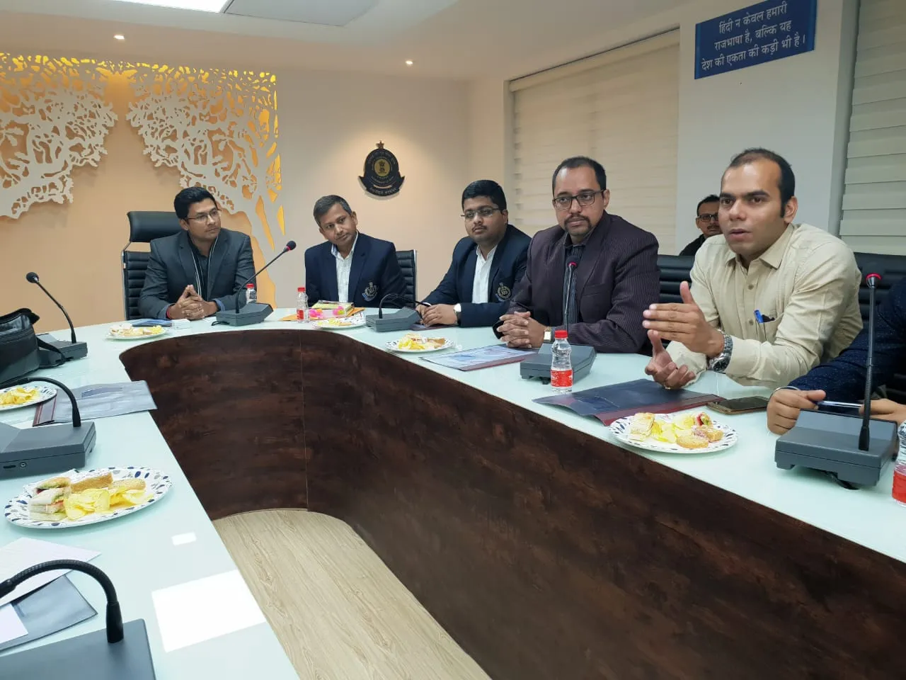 Vadodara I CGST Commissionerate busted bill trading racket
