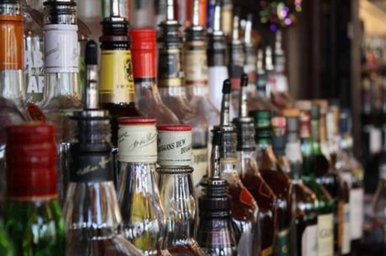 Carrier stole liquor from inside the police line at Karjan