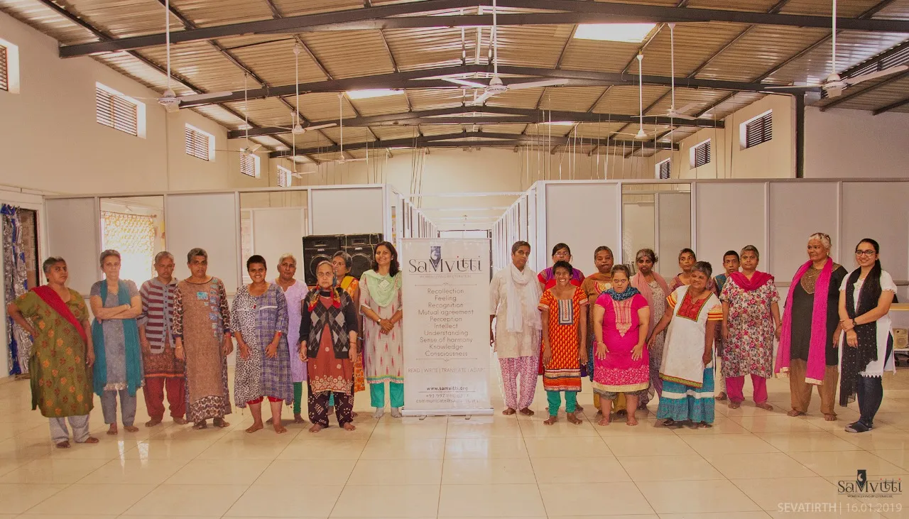 SahityaMitra shared story of two sparrows with women residents of Sevatirth in Vadodara