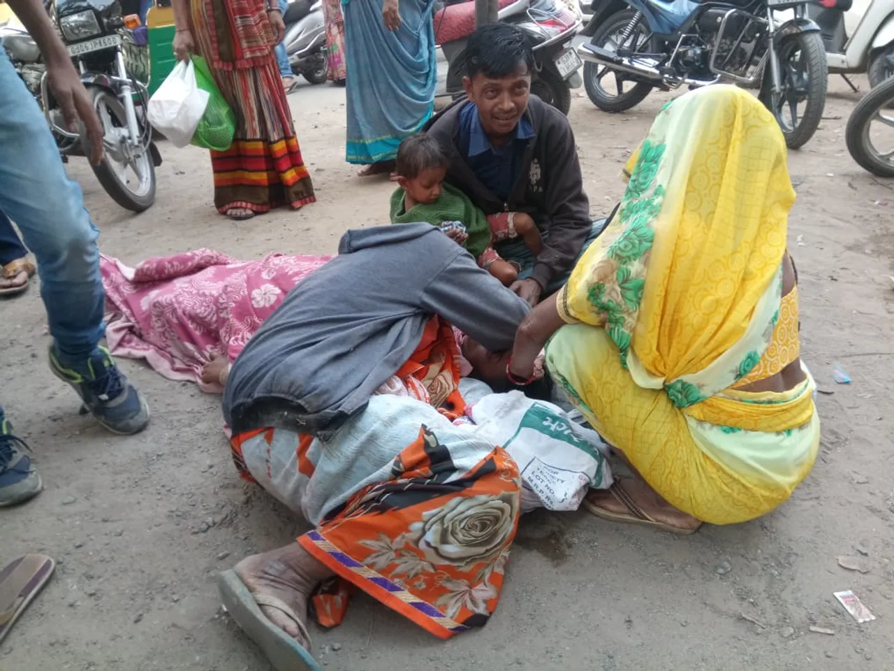 Family members accused hospital for inhuman behavior after death of woman in Vadodara  