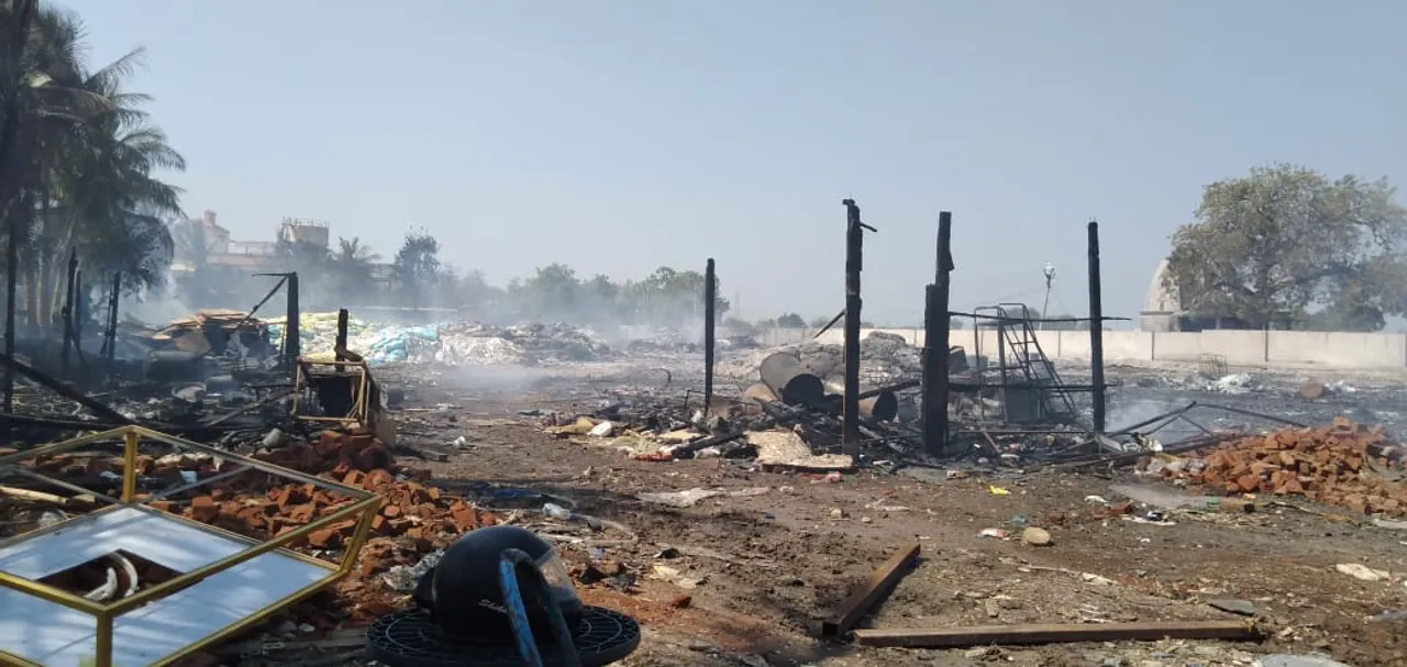 Major fire inside scrap godown in Bhaniyara village