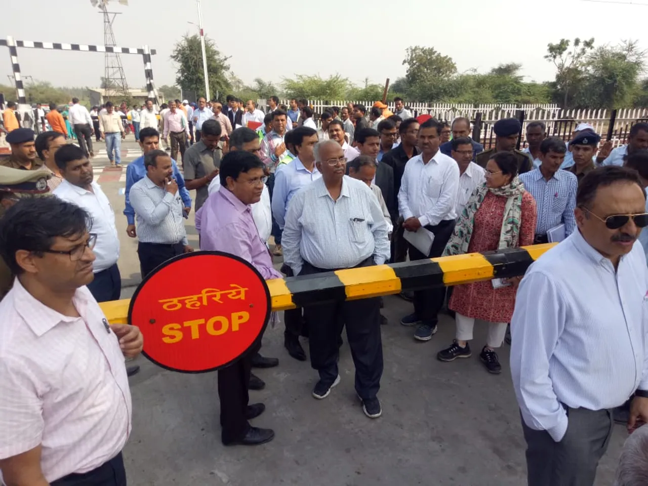 GM W Rly conducts Annual Inspection of Surat Vadodara Division