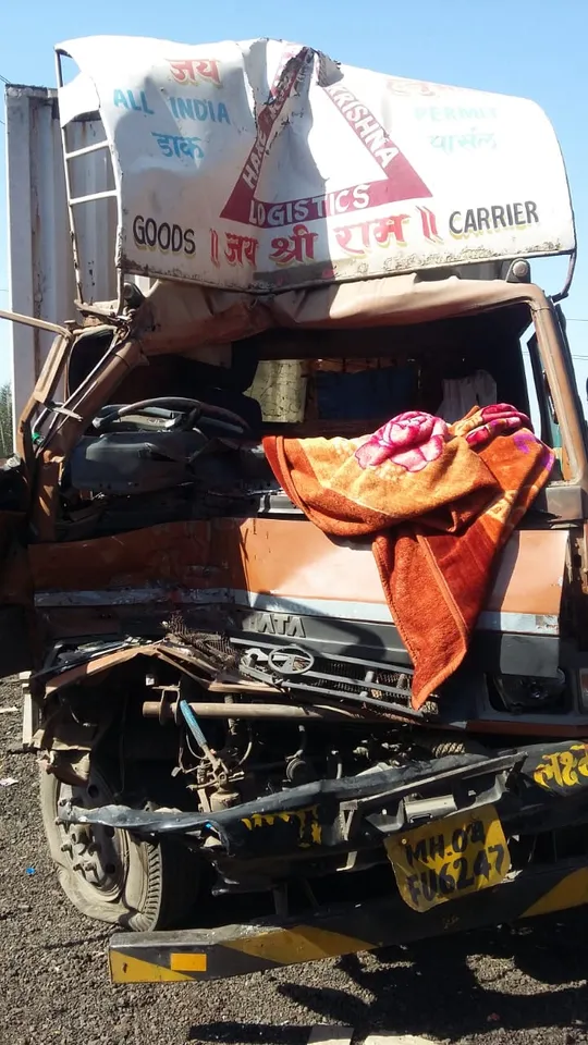 Tempo driver killed after hit a roadside parked truck from behind