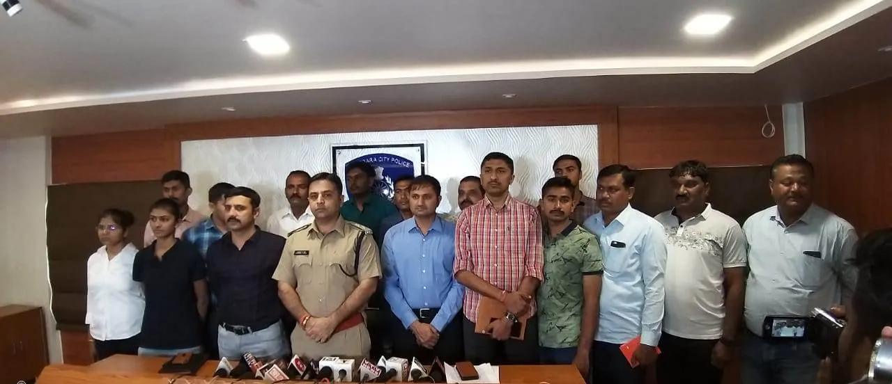 Vadodara crime branch arrested the accused asking for 25 lakhs as ransom for his son