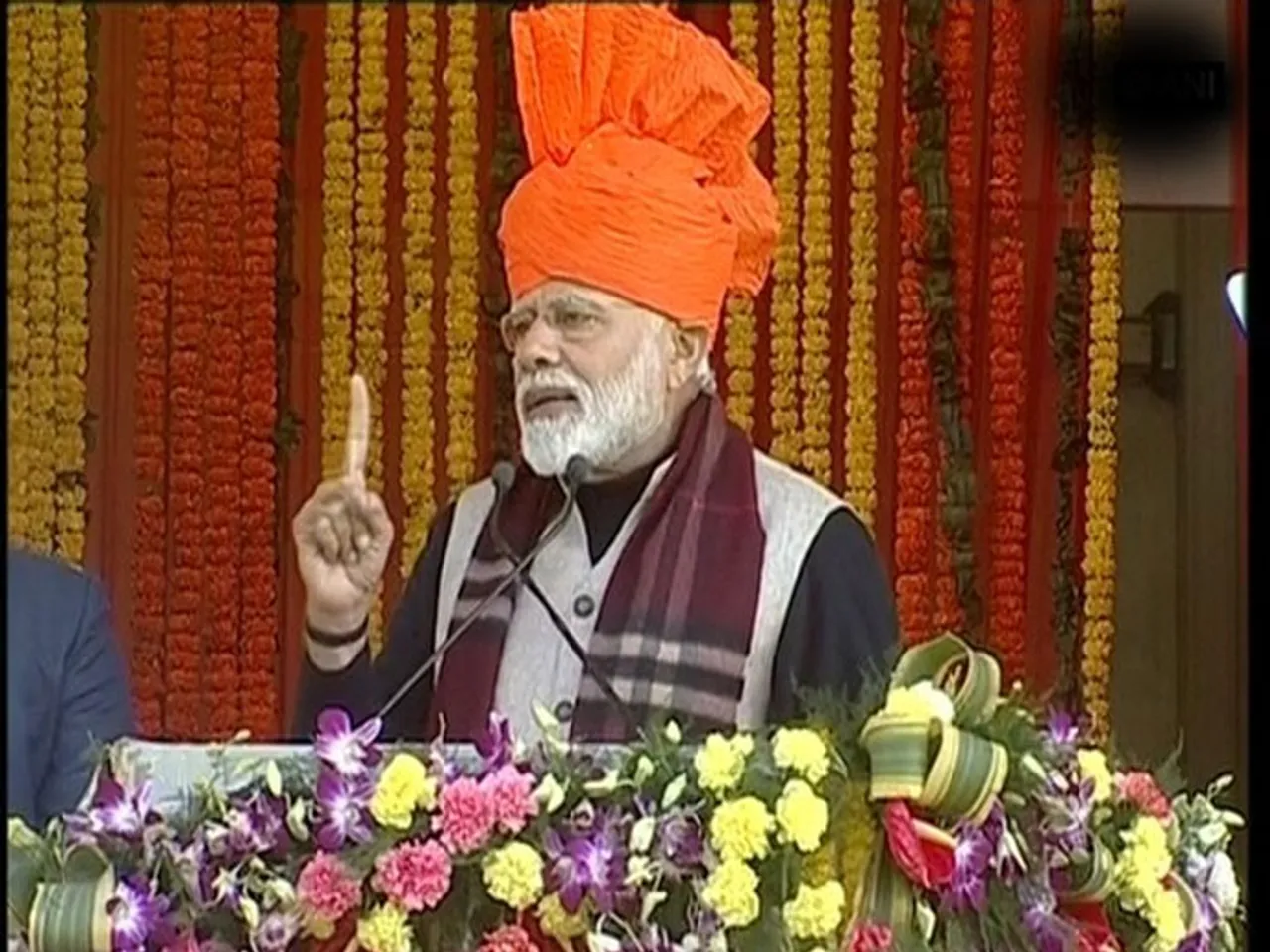 Congress promise of debt waiver to farmers is hollow: Modi