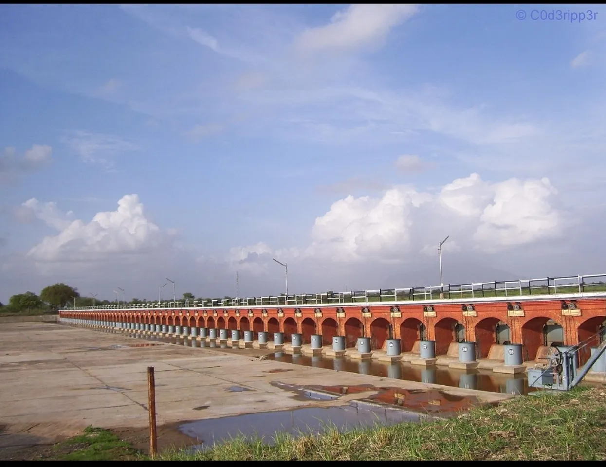 Ajwa Sarovar starts receiving water from Narmada channel