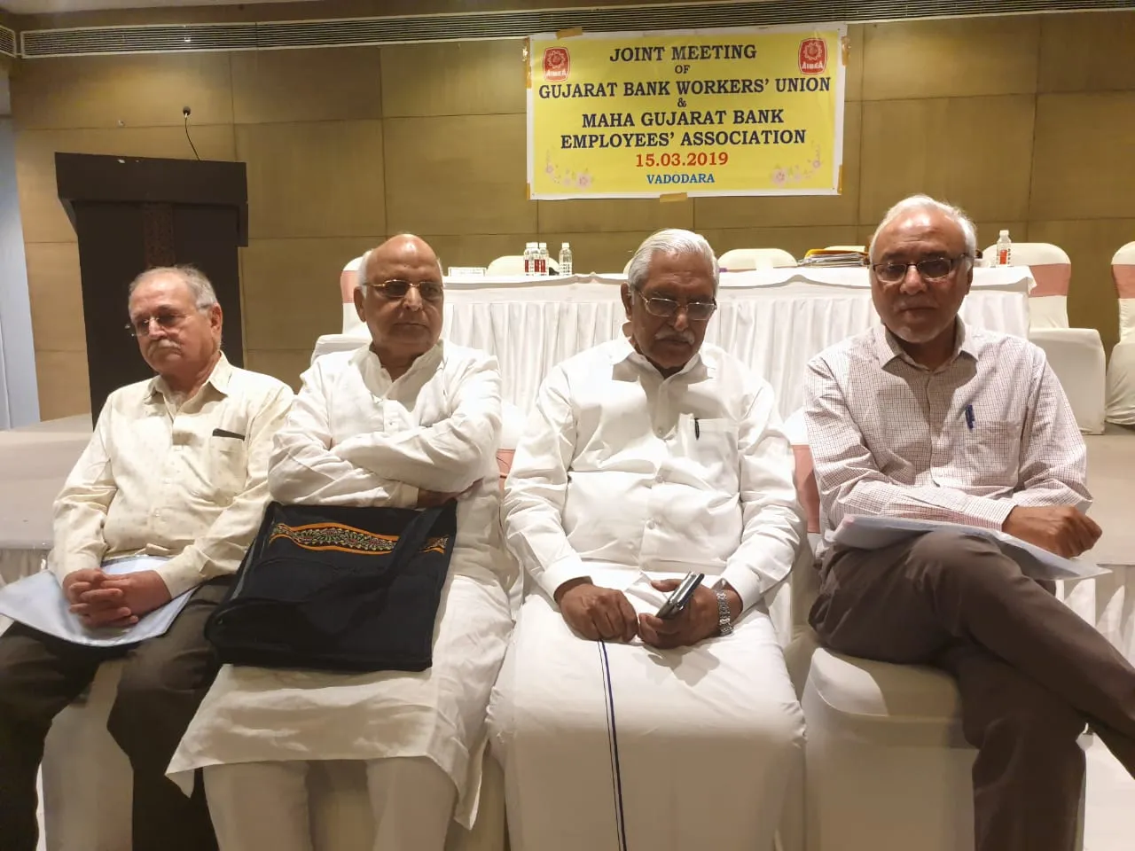 Bank union decide to approach the political parties with a common charter of their demands