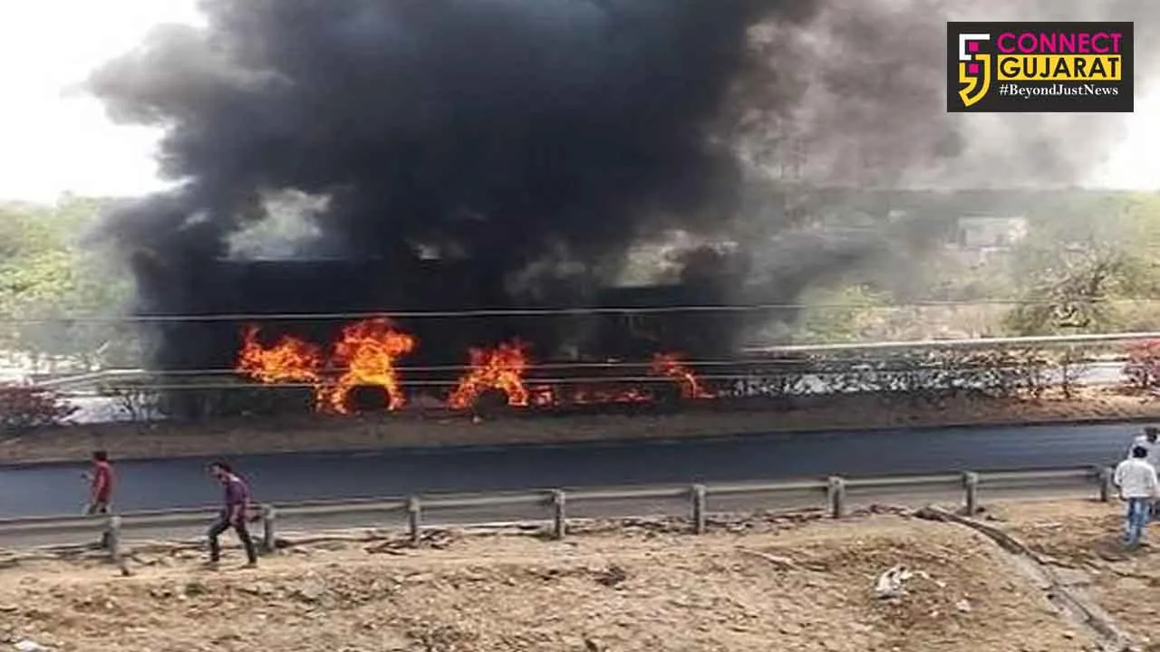 Rice laden container caught fire near Vadodara