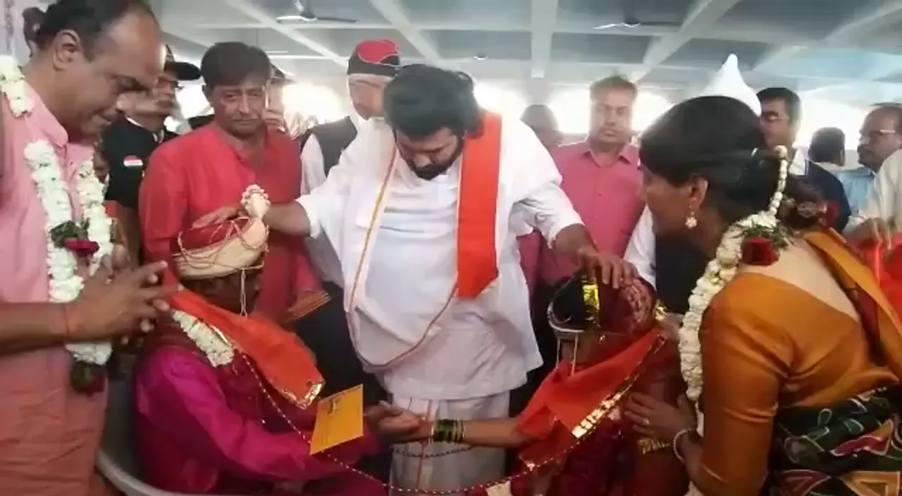 21 blind couples from Mumbai tie knot in Vadodara