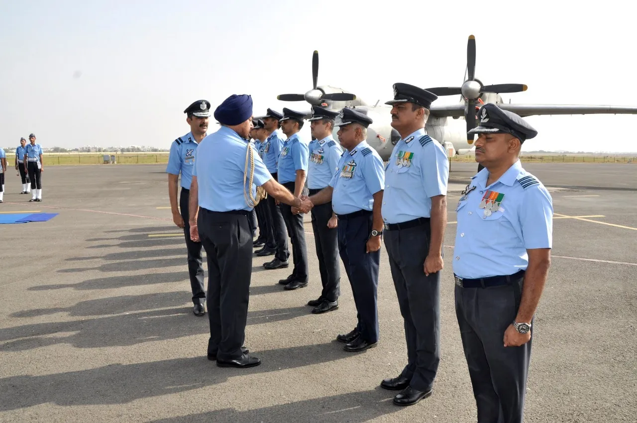 AIR MARSHAL HS ARORA AVSM ADC, AOC-IN-C, SWAC VISITS AIR FORCE STATION VADODARA