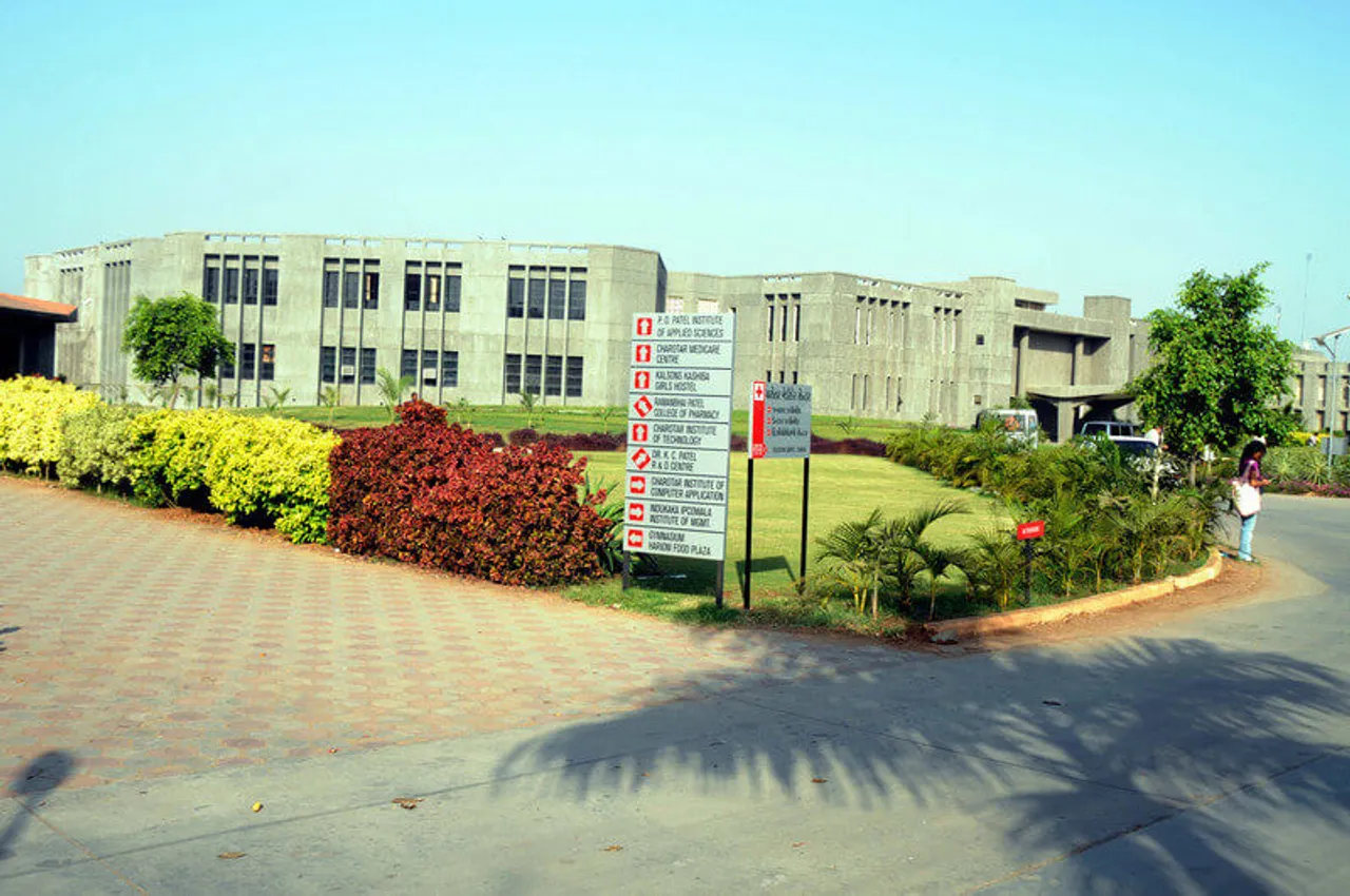 A super gift – Super Computer to CHARUSAT by Government of Gujarat