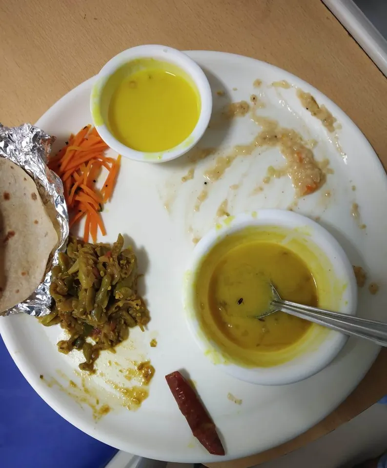 Cockroach found inside the food given to patient at Sterling hospital