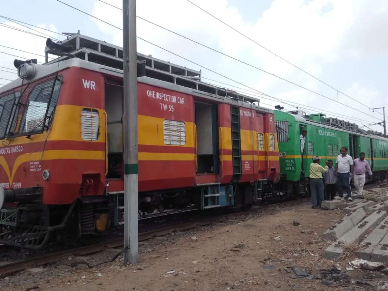 Six railway employees electrocuted during power block at Vadodara station