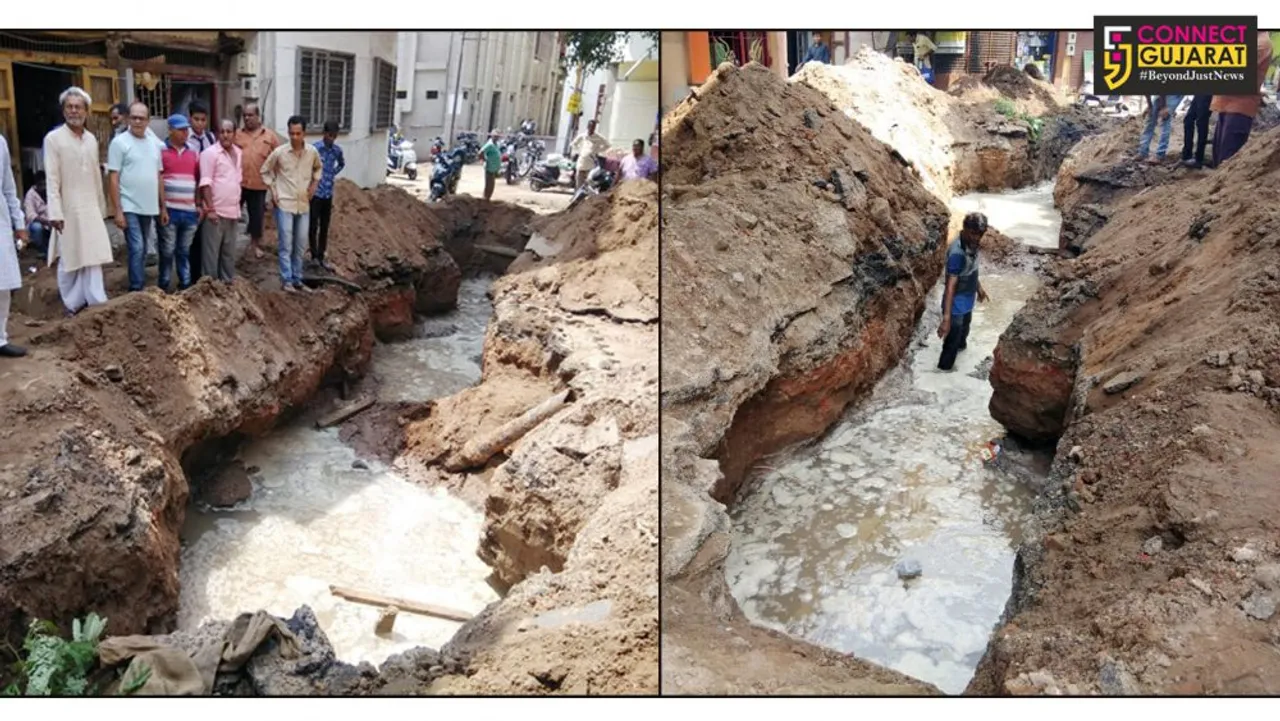 Residents of Vadodara Piramitar road protest against the Corporation engineers