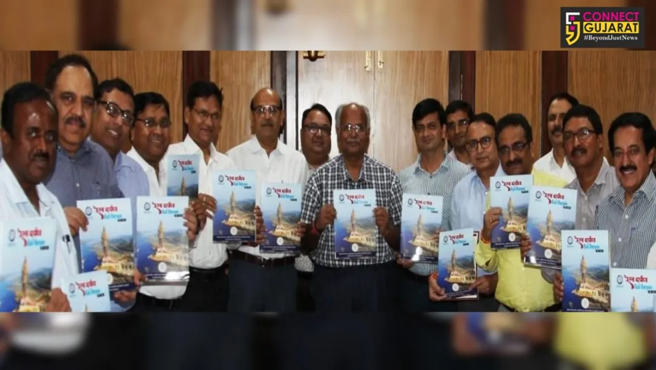 WESTERN RAILWAY GENERAL MANAGER, A.K. GUPTA RELEASED THE NEW EDITION OF “RAIL DARPAN”
