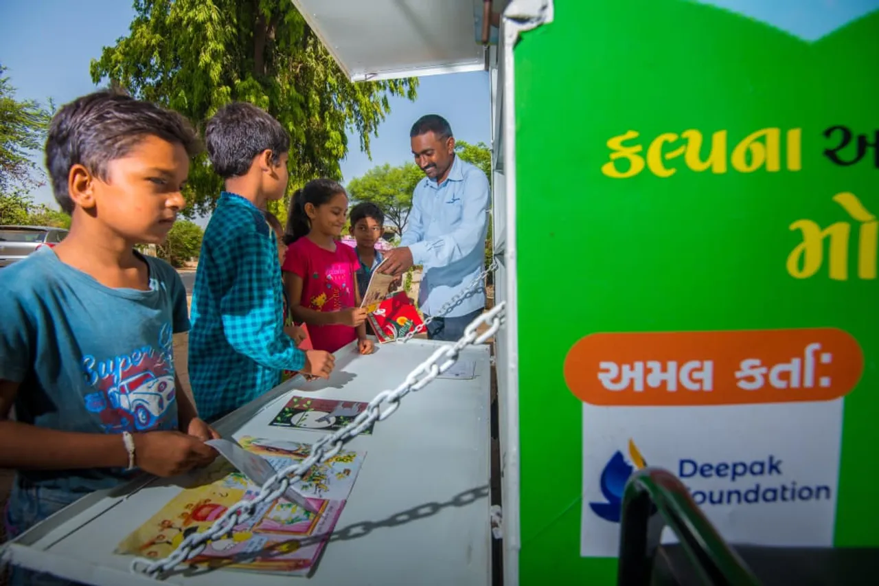 Mobile Library wheeling around to reach out to children at last mile locations