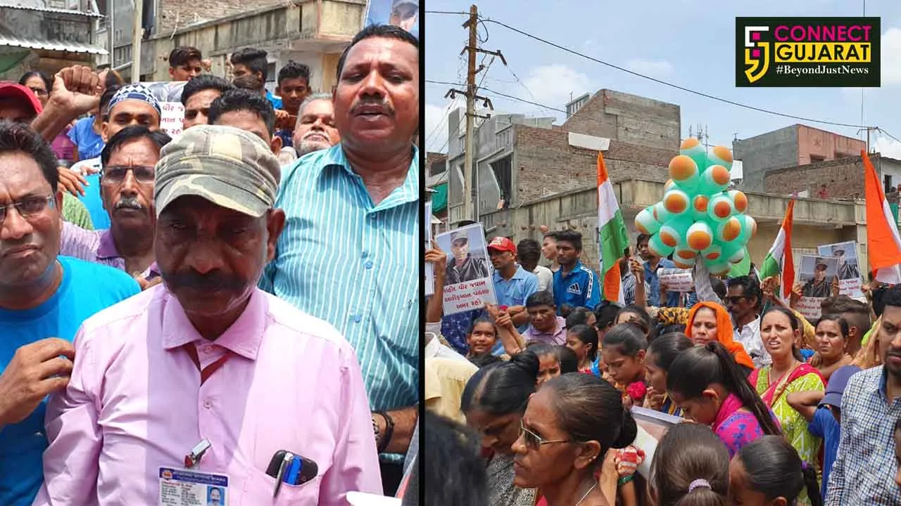 Chimanlal Nai principal of Pandit Deendayal School paid tribute to his student martyr Arif Pathan