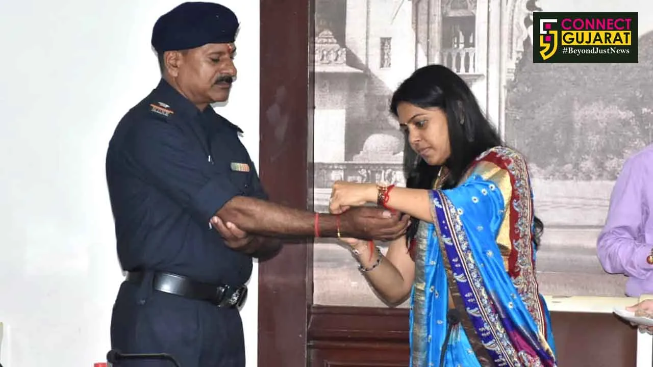 Vadodara district administration thanked NDRF for their rescue efforts during floods