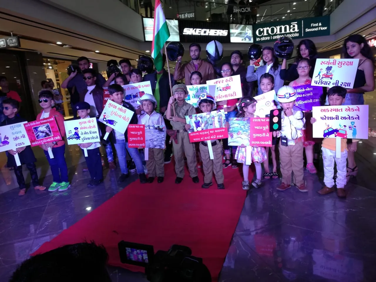 Fashion show spreading traffic awareness held in Vadodara