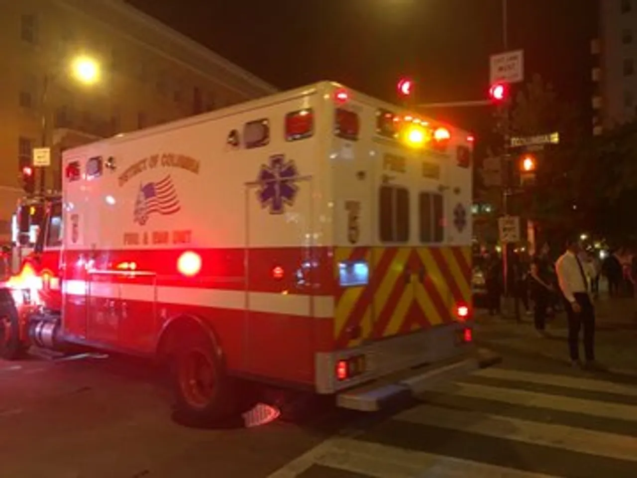1 Dead, 5 Injured in Washington DC Street Shooting