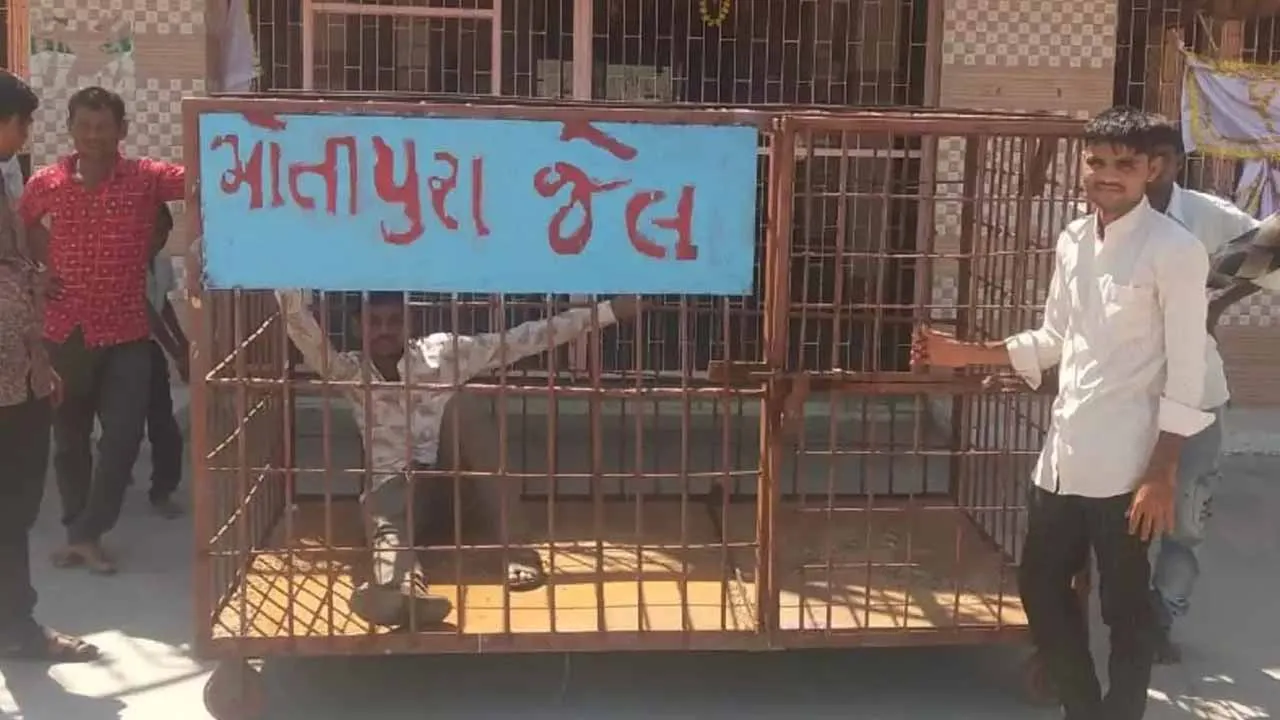 Drunkards in this Gujarat village caged, fined Rs 1,200