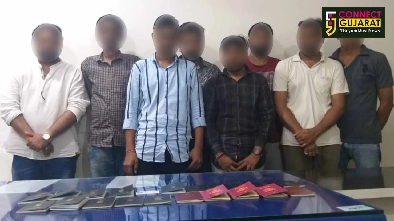 Vadodara SOG busted duplicate passport racket