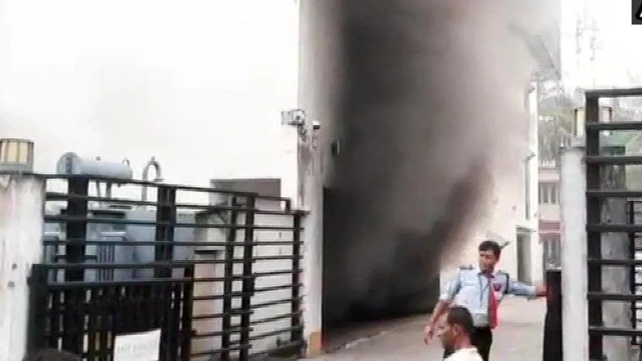 Fire breaks out at Kolkata shopping mall, no casualties reported