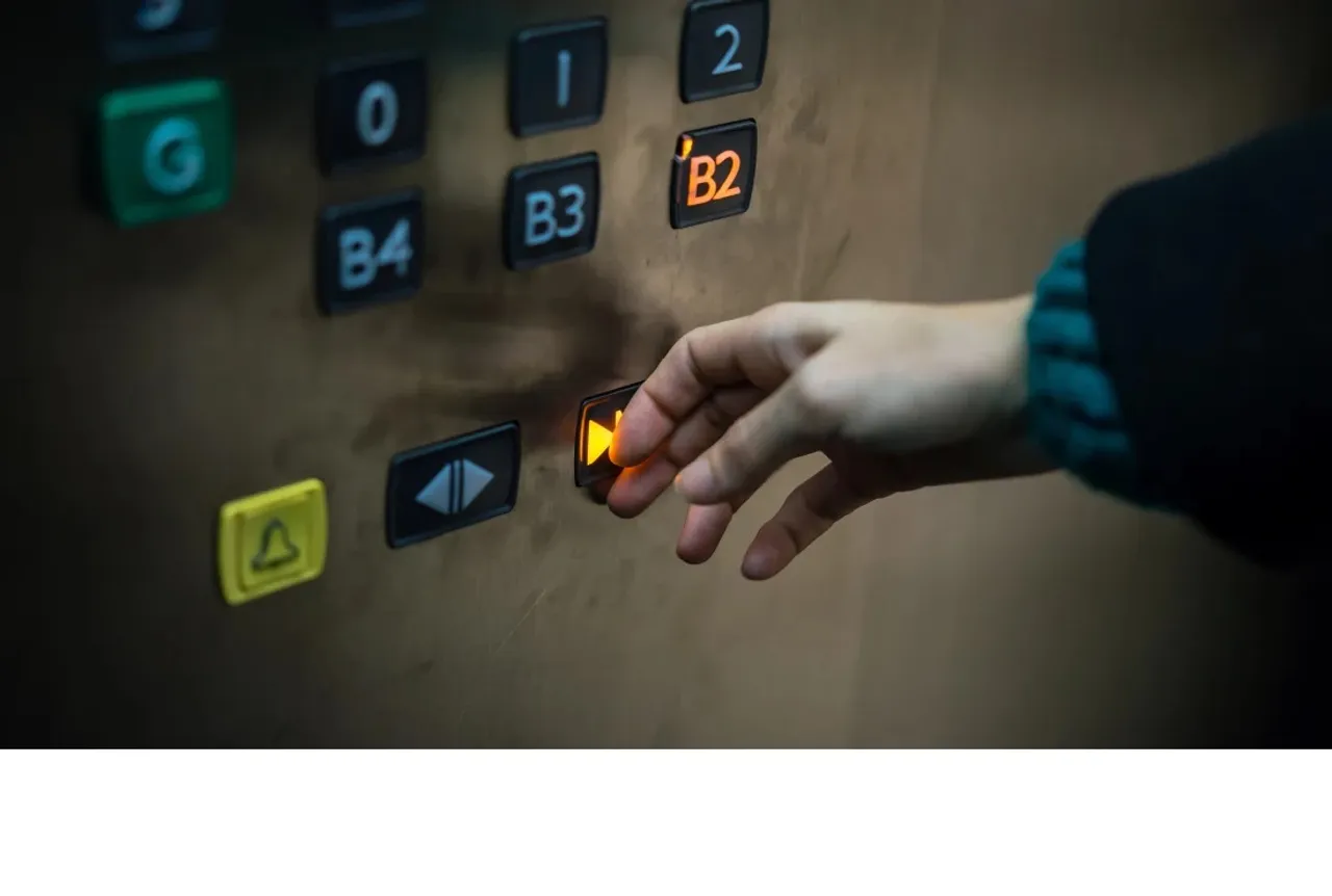 9-yr-old gets stuck in gap between lift, door; crushed as lift moves up