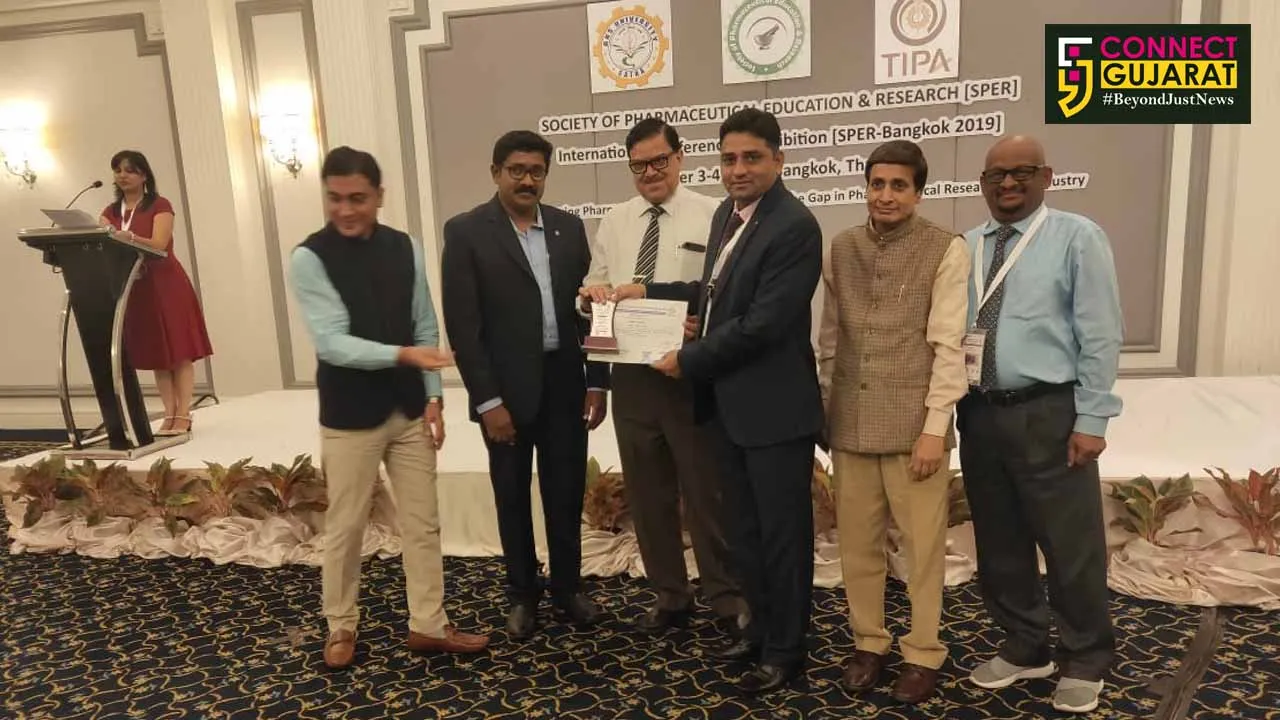 Bharuch Professor awarded in Bangkok International Festival
