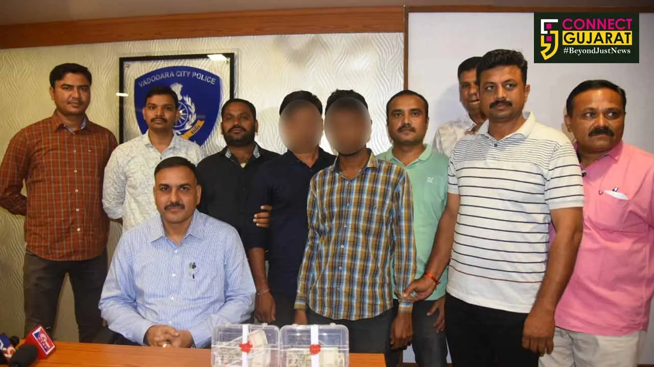 Vadodara SOG busted duplicate currency racket