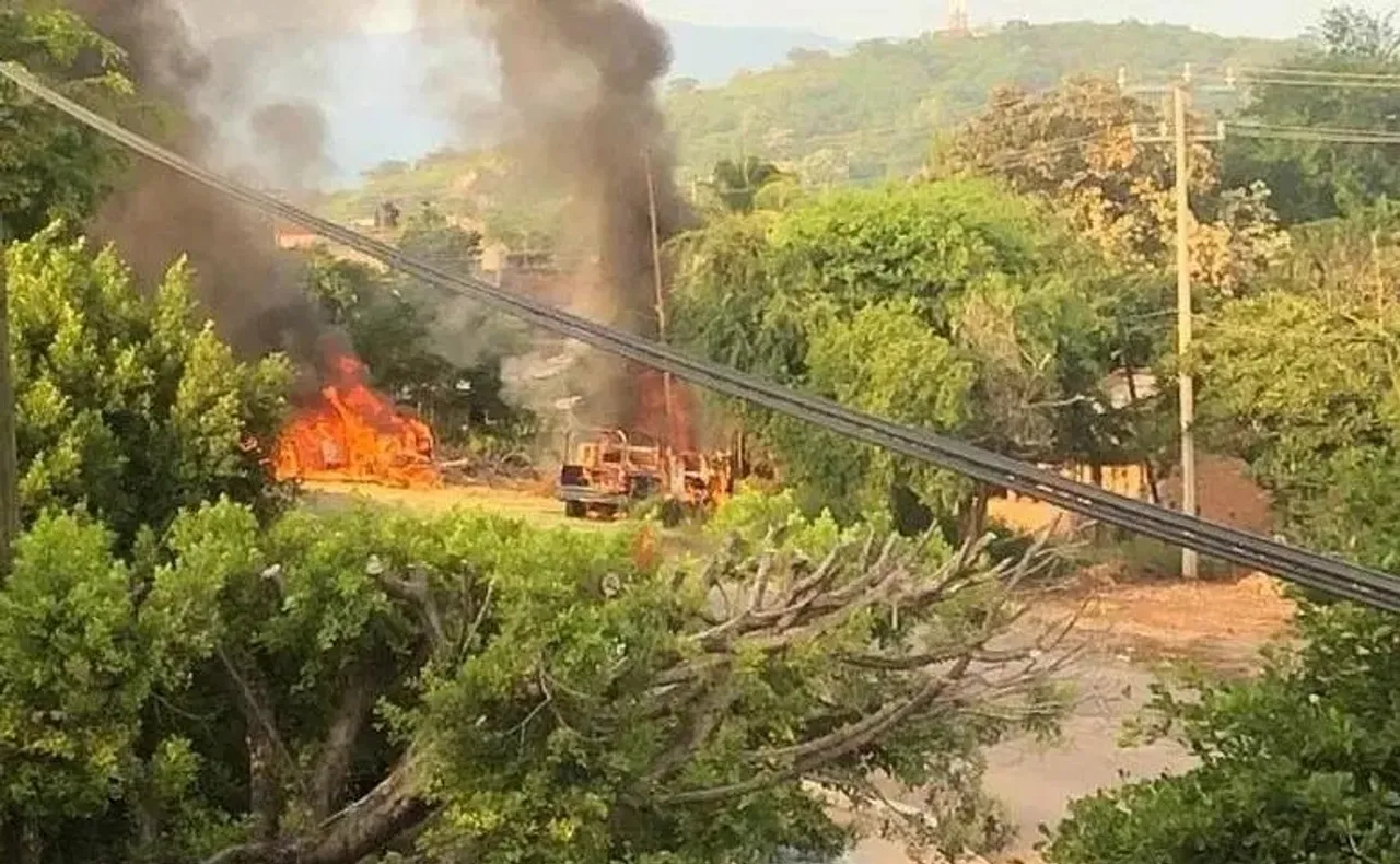 Mexico: 14 policemen killed after being entrapped in Michoacan