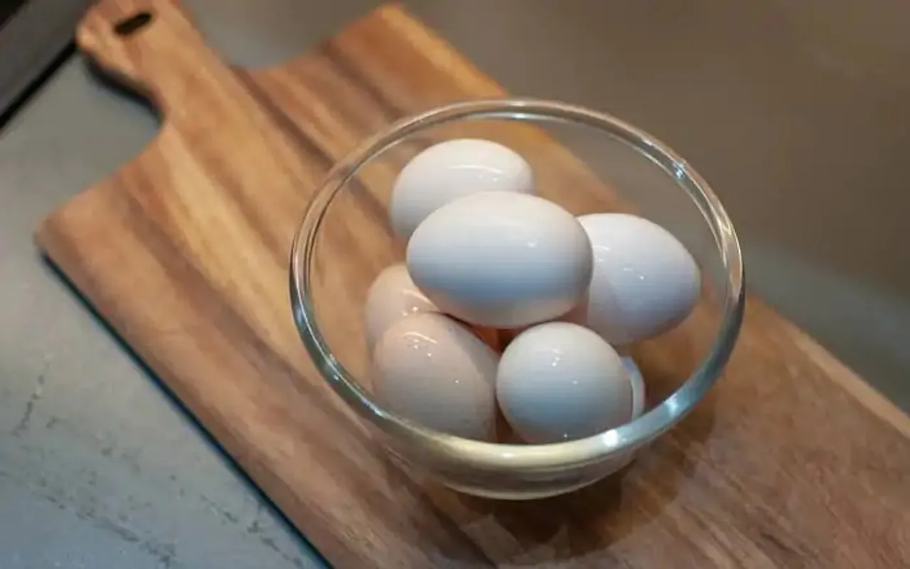 A bet that ended up costing a life: UP man eats 41 eggs as part of bet, dies