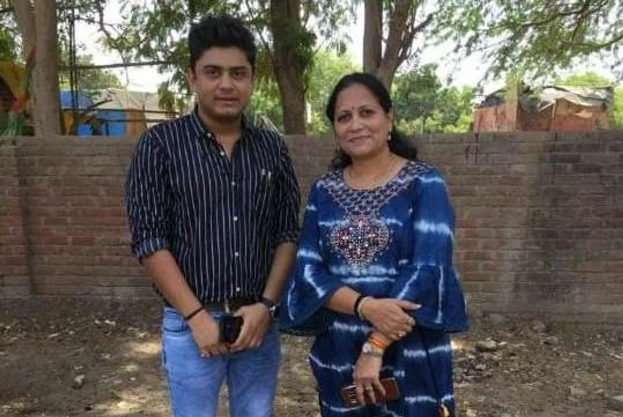 Once a student of Vadodara female MLA, TDO Tapan Trivedi still at large in bribe matter