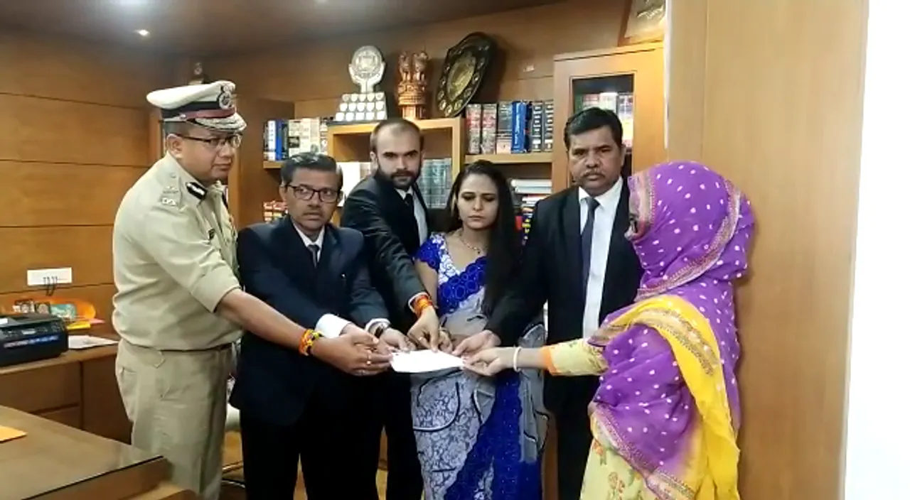 Family of Navlakhi gangrape victim gets 7 lakhs compensation from the Victim Girls Compensation Committee