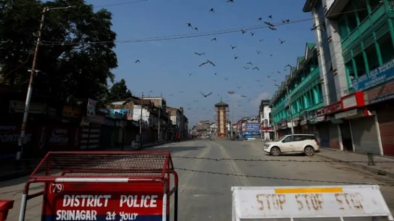 Crucial SC verdict today on pleas challenging restrictions in J&K