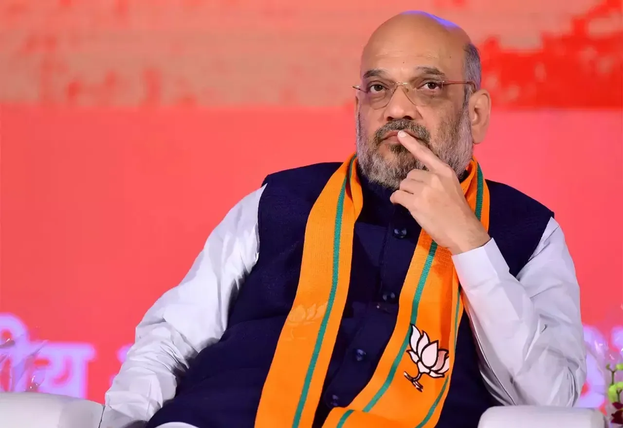 Amit Shah reviews law and order situation in Delhi