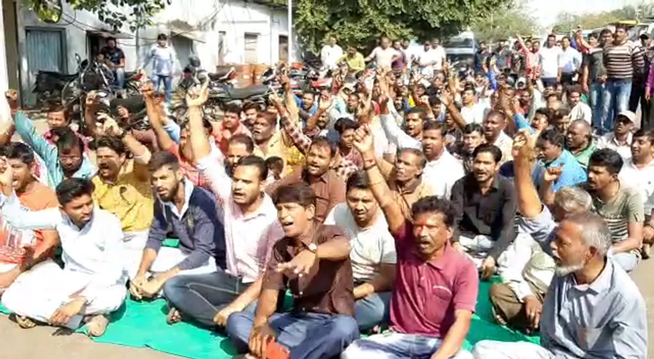 Contract drivers of VMSS continue their strike for the second day